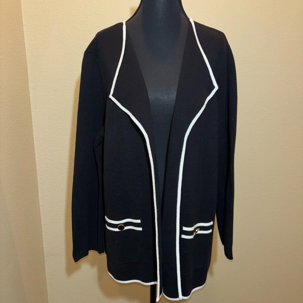 Kasper Leisure Black & White Jacket